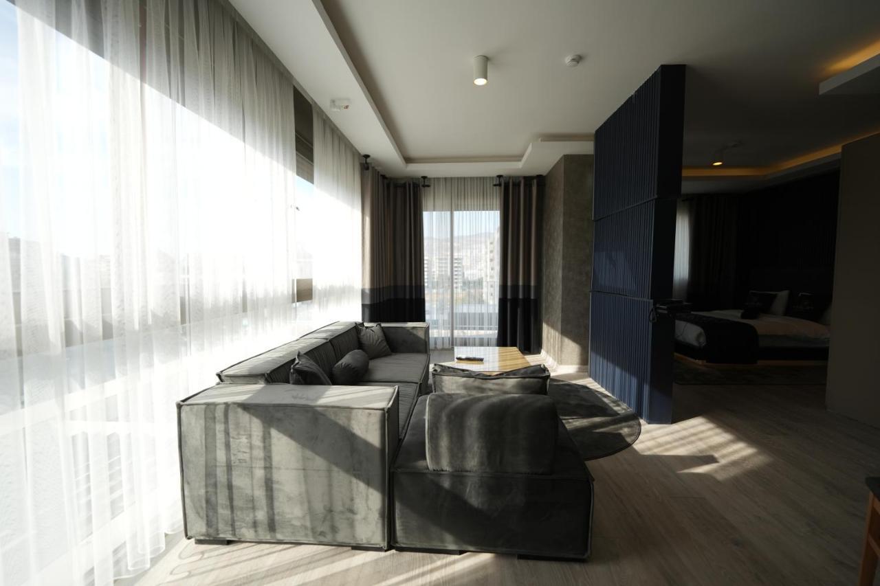 Marlen Bayrakli 4*